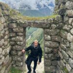Taz Skylar Instagram - 🏛️🔥🎅 Eating Peruvian cacao and coca leaves on the Inca trail is easily one of the highlights of my year! Machupicchu, Cuzco, Perú