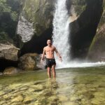Taz Skylar Instagram - Christmas eve 2023: Wake up at 4 AM in Cuzco. Catch a car, then a train, then hike for hours to Machupicchu, then write out my NY resolutions while I look at the view, bus down, find a hotel and finish off under a cold waterfall. I LOVE PERU ❤️ Machupicchu, Cuzco, Perú