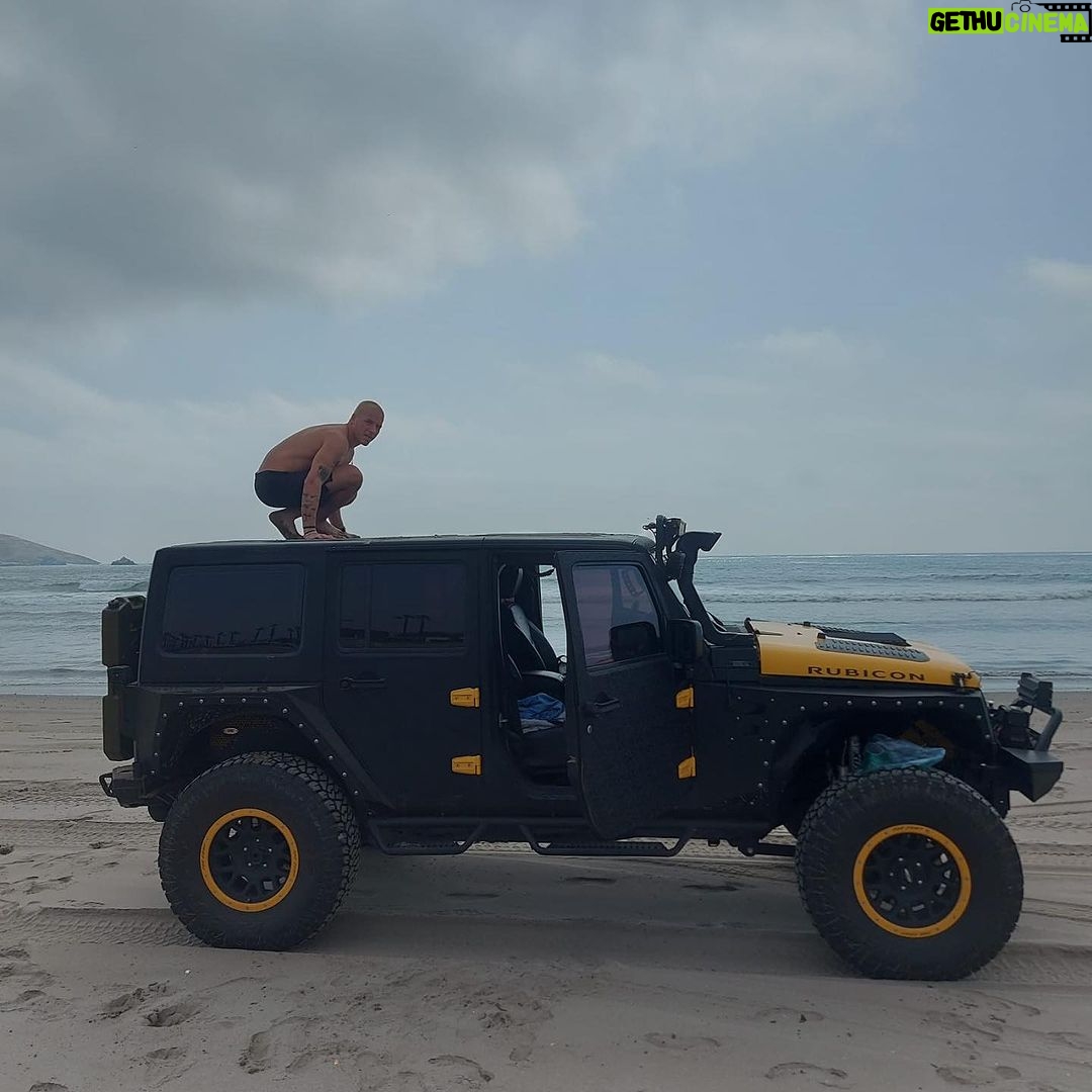 Taz Skylar Instagram - Somewhere on the way to Huacachina with @vdpvincent Peru