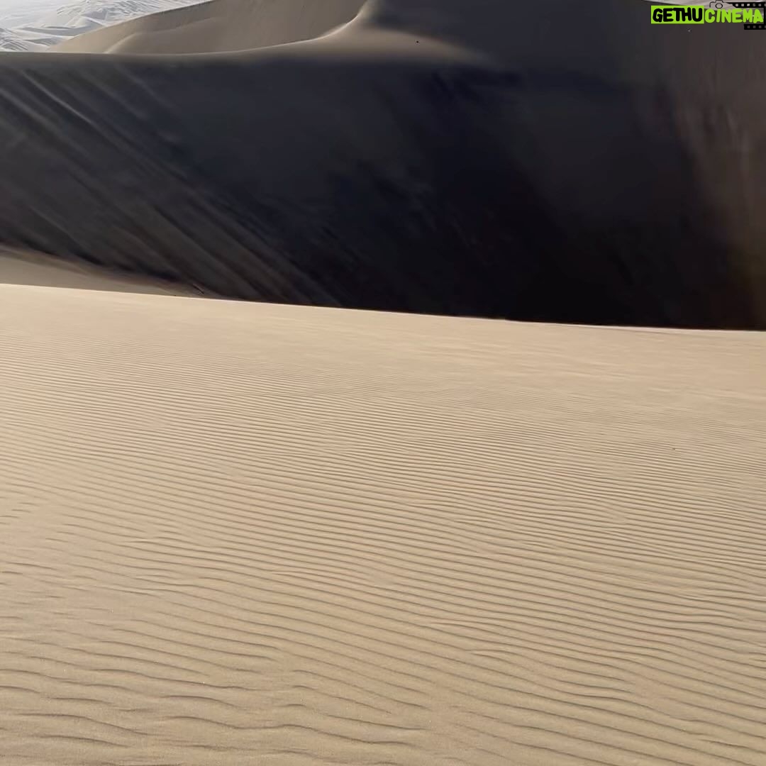Taz Skylar Instagram - 🏝️ @vdpvincent Huacachina - Las Dunas