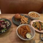 Taz Skylar Instagram - Nobody makes Fries, Onion Rings or Burgers quite like the USA does. Los Angeles, California