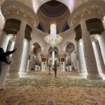 Taz Skylar Instagram - Chandeliers that weighed 12 tons & The largest carpet in the world, which had to be flown over by 4 separate aircrafts. Having the honor of walking barefooted on this, was a moment I’ll never forget. 🙏🏼 Thank you Abdul for your time and vibrant energy, while showing us around! Sheikh Zayed Mosque Abu Dhabi