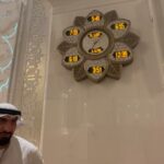 Taz Skylar Instagram - Chandeliers that weighed 12 tons & The largest carpet in the world, which had to be flown over by 4 separate aircrafts. Having the honor of walking barefooted on this, was a moment I’ll never forget. 🙏🏼 Thank you Abdul for your time and vibrant energy, while showing us around! Sheikh Zayed Mosque Abu Dhabi
