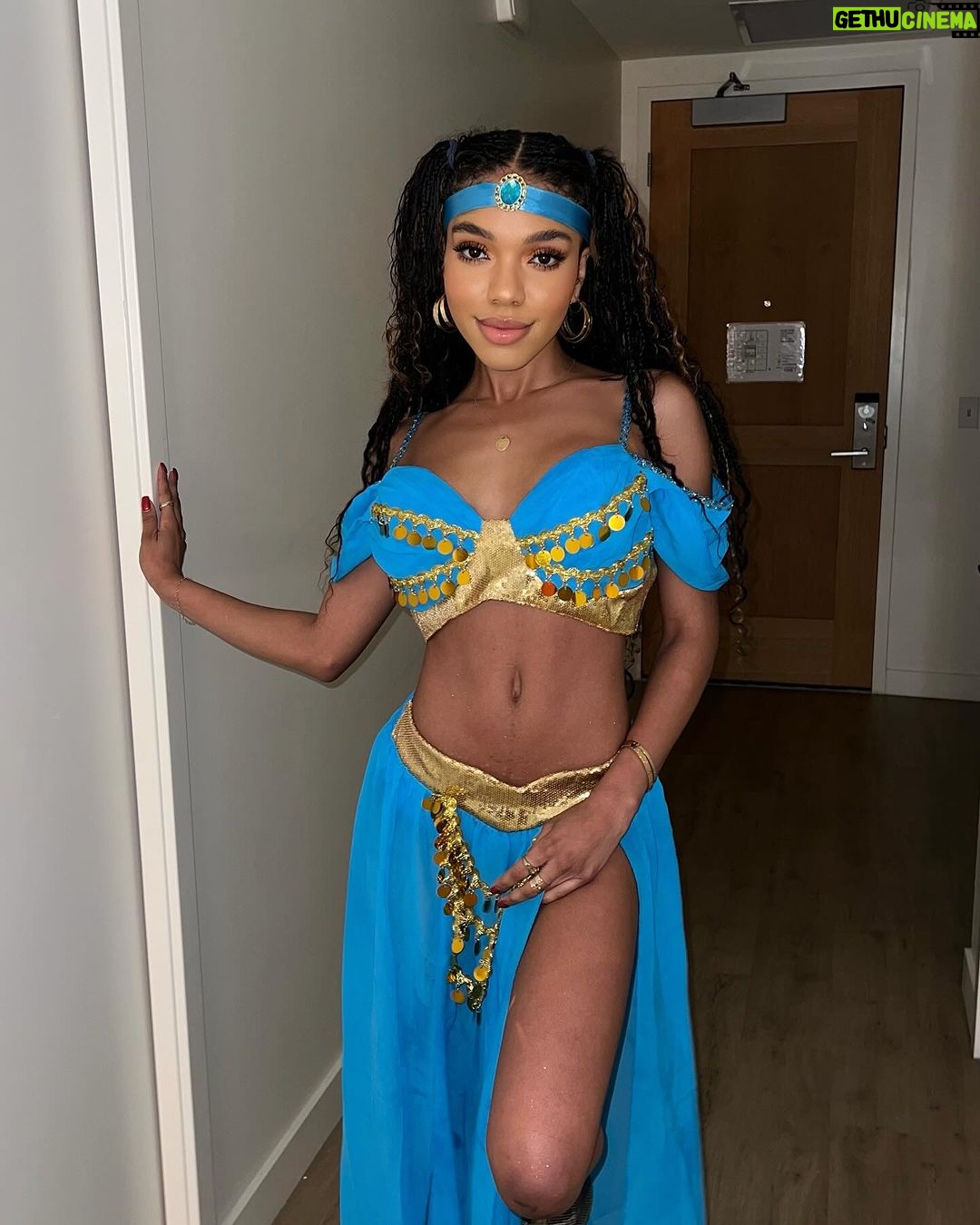 Teala Dunn Instagram - Iām a genie š§āāļø Los Angeles, California