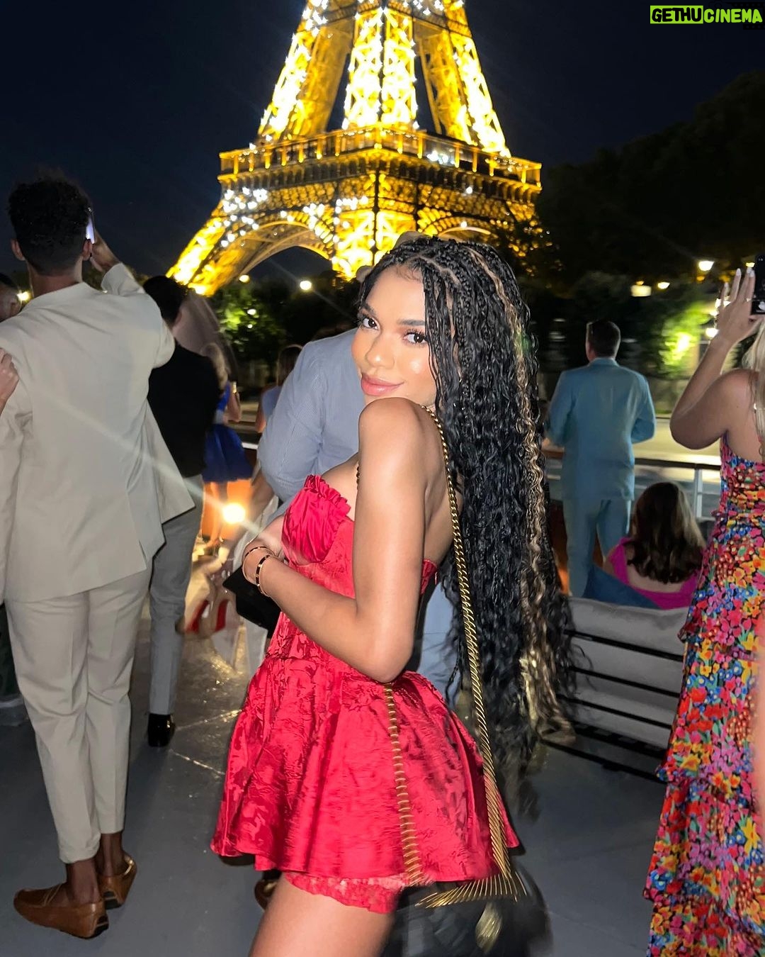 Teala Dunn Instagram - ♥️ #ootd @nanajacqueline_ Paris, France