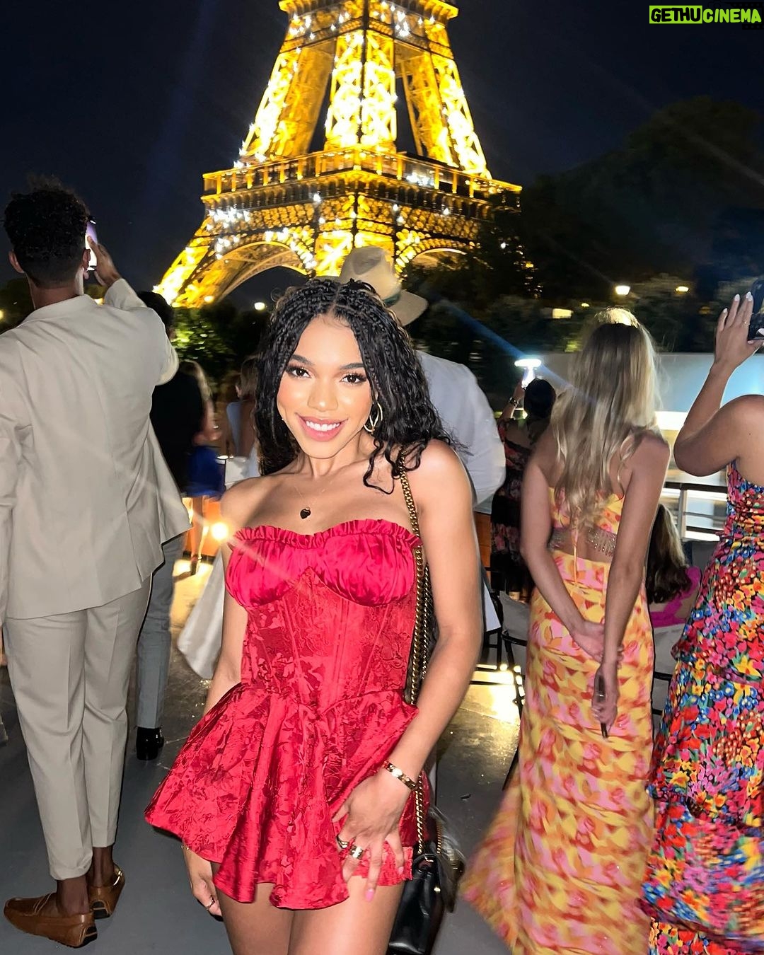 Teala Dunn Instagram - ♥️ #ootd @nanajacqueline_ Paris, France