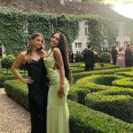 Teala Dunn Instagram - Celebrating the love of @hannahg11 and @dylanbarbour Best first wedding EVER! Congratulations 🎊🍾🎈 Château de Versailles