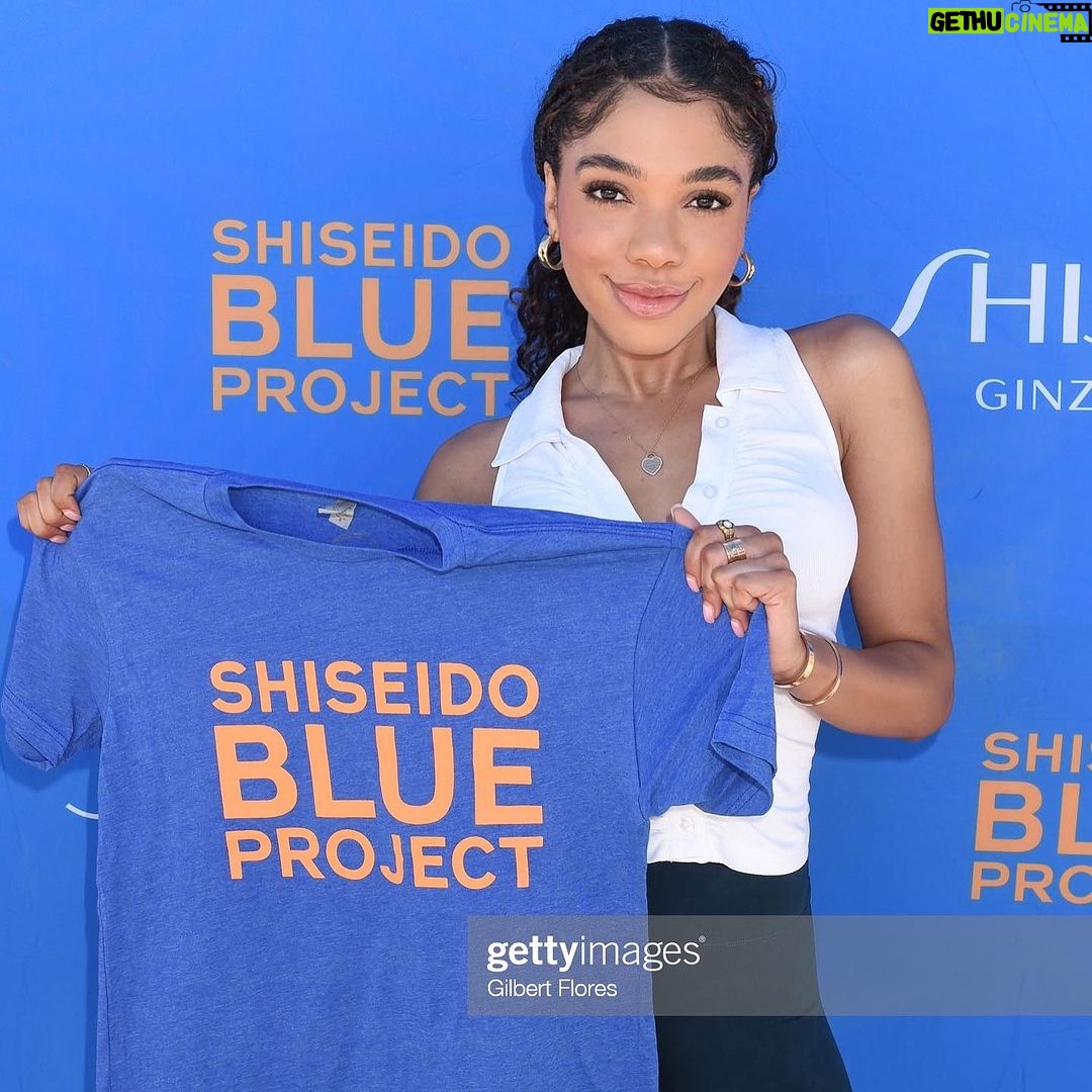 Teala Dunn Instagram - Beach clean up 🧹 🧼🏖️ Huntington Beach, California