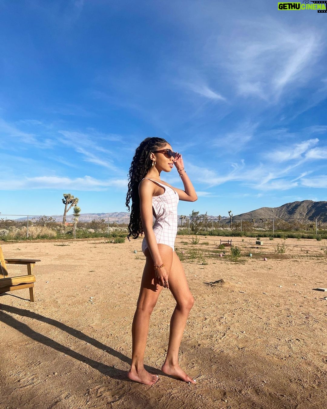 Teala Dunn Instagram - free as can be 🤍can’t wait to be in the desert 🌵 for Coachella this weekend! Who’s going? Joshua Tree, California