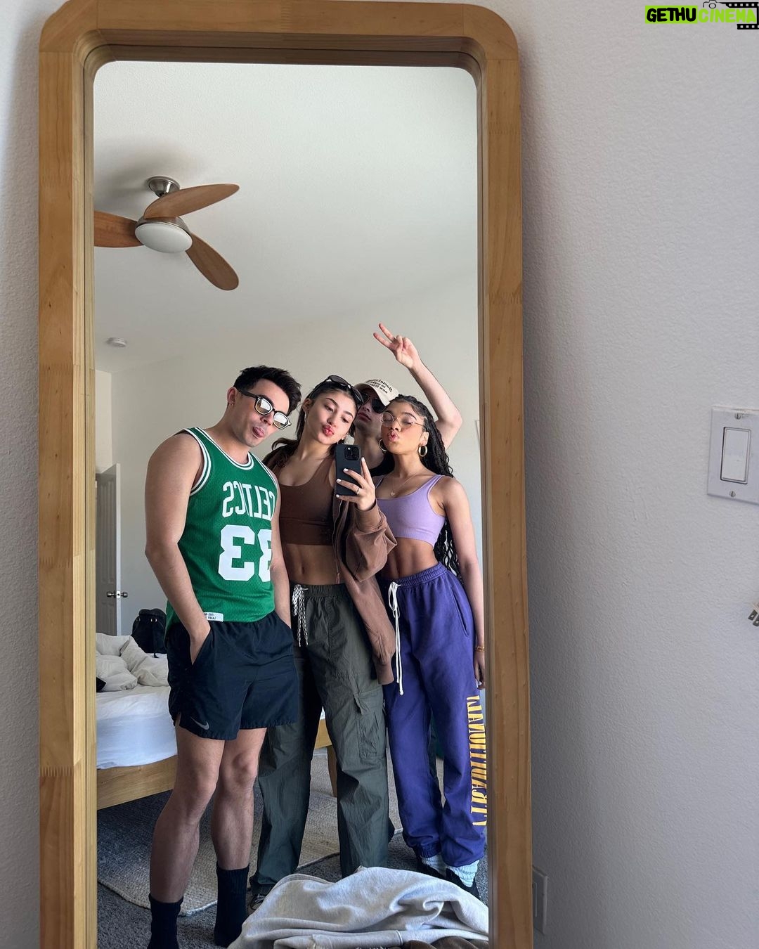 Teala Dunn Instagram - dnd mode Joshua Tree, California