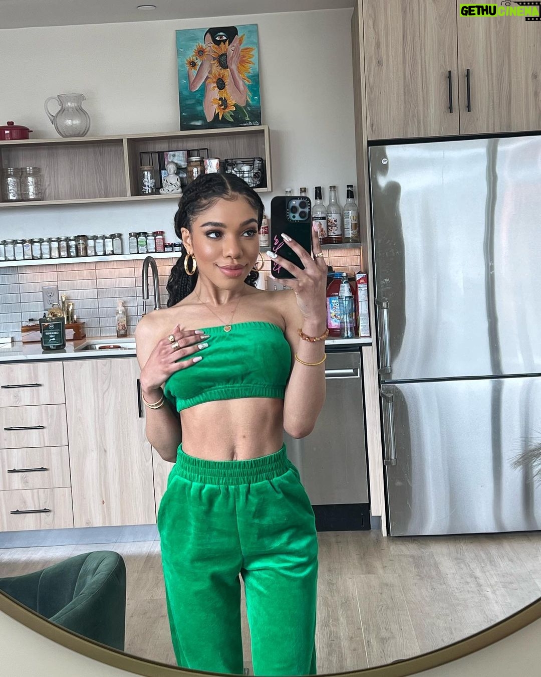 Teala Dunn Instagram - Happy st Patrick’s day 🍀💋 Los Angeles, California
