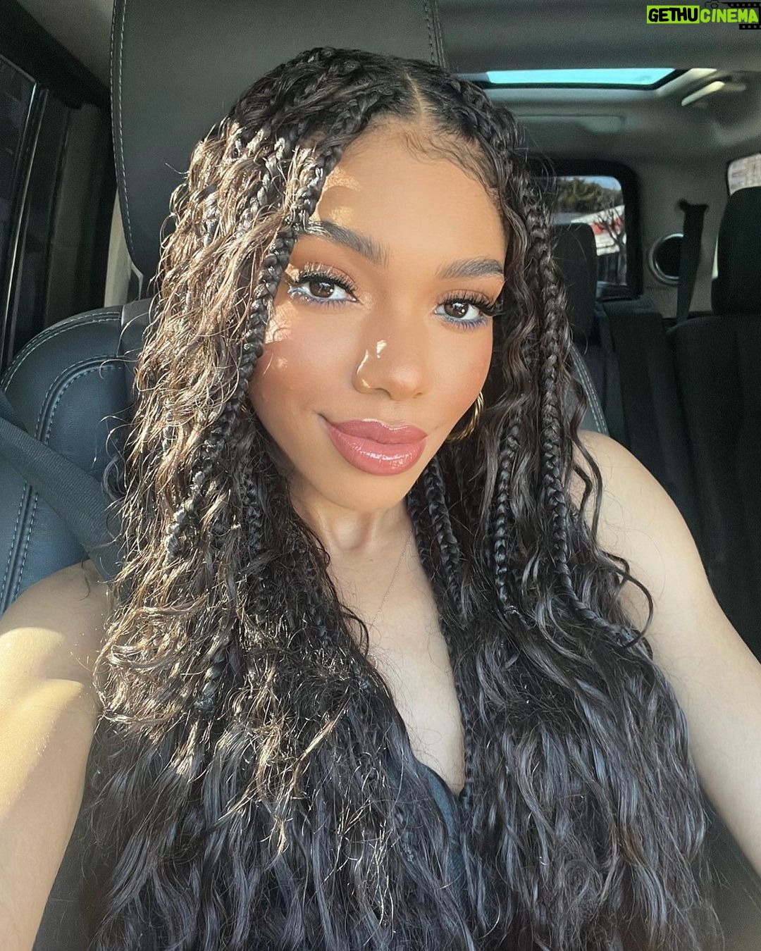 Teala Dunn Instagram - hi 😌 Beverly Hills, California