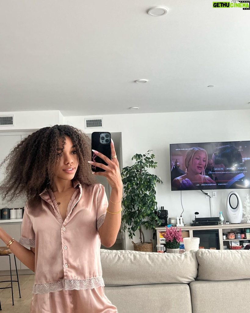 Teala Dunn Instagram - Curls for days ✨🥰 Beverly Hills, California