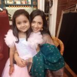 Tejashree Pradhan Instagram - I am blessed to have you in my life. Your love and care can’t be compared to any. Thanks for being a true friend (Teju tai❤️) who has inspired me to be who I am. I’m glad you are in my life. #instagram #instapost #tejashreepradhan #muktasaigalofficial #muktasai #sai #ira #iraparwade #premachigostha #loving #caring #starpravah Goregaon ( Mumbai )