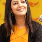 Tejashree Pradhan Instagram - ‘यश’ म्हणजे काय? . . . Full interview coming soon. #tejashripradhan #rjdnyaneshwari #mirchimarathi #panchak #tejashripradhanfana #premachigosht #marathi #success #यश #मराठी #म #mumbai