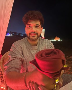 Tejasswi Prakash Instagram - Happy valentines sunny @kkundrra 
to all those who found love, never take it for granted…
And to the ones looking, I hope you all get to experience love ,companionship, respect, team, solace, safe and fulfilment the way I do today…
P.S. @kkundrra thank you for tonight ♥️ I love you
.
.
.
.
.
.
.
Outfit @madaboutfashion_kejal