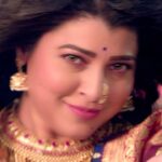 Tejaswini Pandit Instagram – आमच्यासोबत नाचायला, धिंगाणा घालायला आता तुम्ही सुद्धा यायचंय..
‘आली गं भागाबाई’ च्या हुक स्टेपवर धम्माल रिल्स बनवा आणि @saregamamarathi @eytbmarathifilm या इन्स्टाग्राम पेजेसना टॅग करा..
‘एकदा येऊन तर बघा’ फक्त चित्रपटगृहांत!