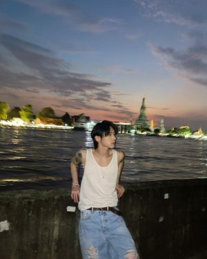 Ten Lee Instagram - 