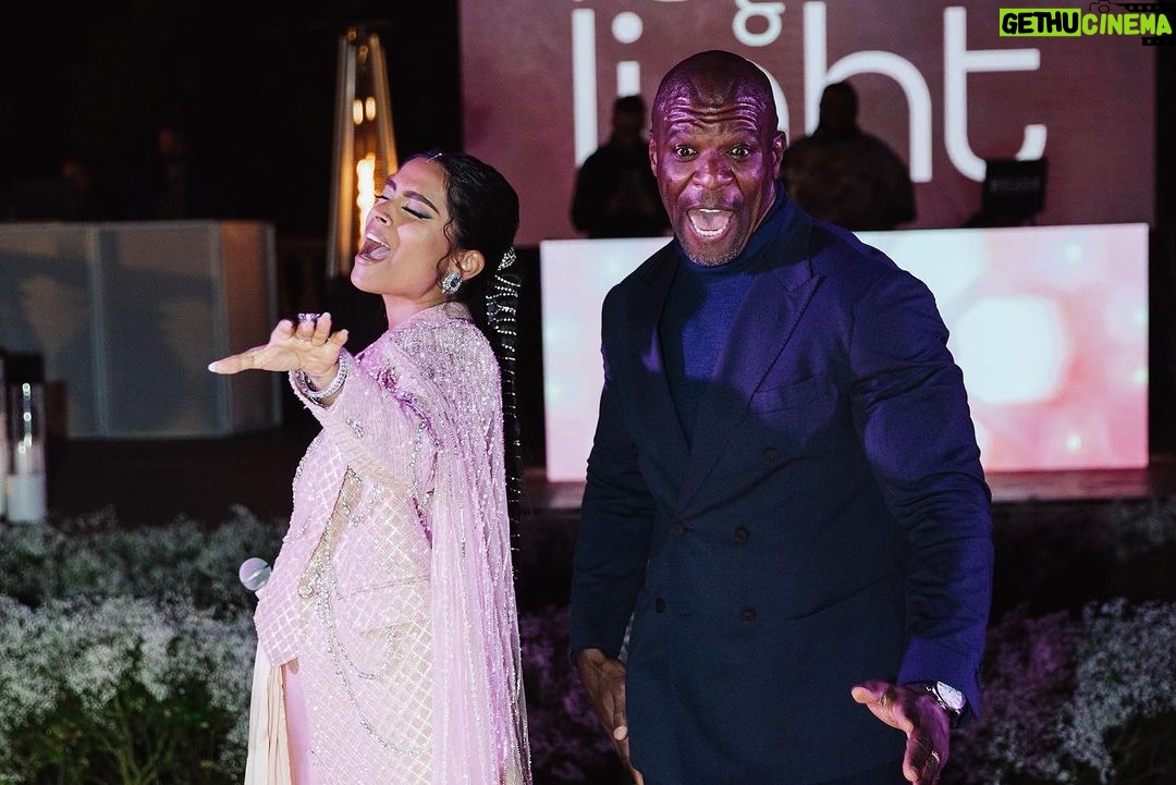 Terry Crews - 76.5K Likes - Happy Diwali!! 🪔 Thankful to celebrate LOVE & LIGHT with @lilly and her amazing community of friends and family. May the next year be filled with more of this positive energy! #LoveAndLight2023
📷: @alanvphotos