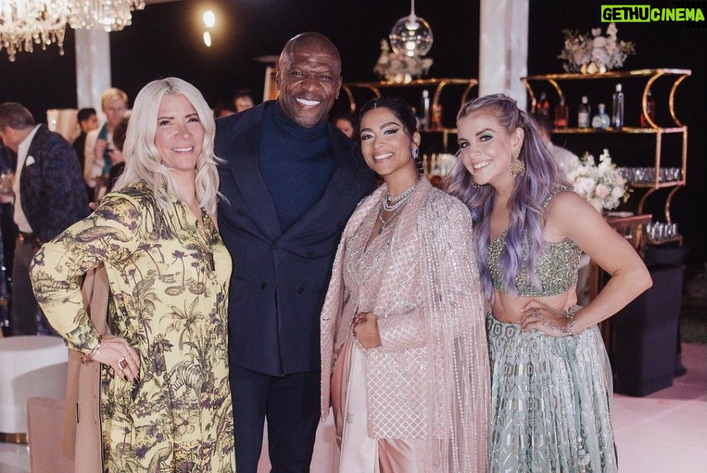 Terry Crews Instagram - Happy Diwali!! 🪔 Thankful to celebrate LOVE & LIGHT with @lilly and her amazing community of friends and family. May the next year be filled with more of this positive energy! #LoveAndLight2023 📷: @alanvphotos