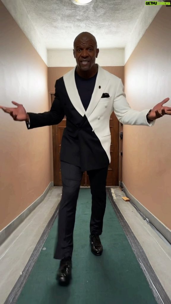 Terry Crews Instagram - Suit game 📈 #ootd #suit #agt #fallfashion