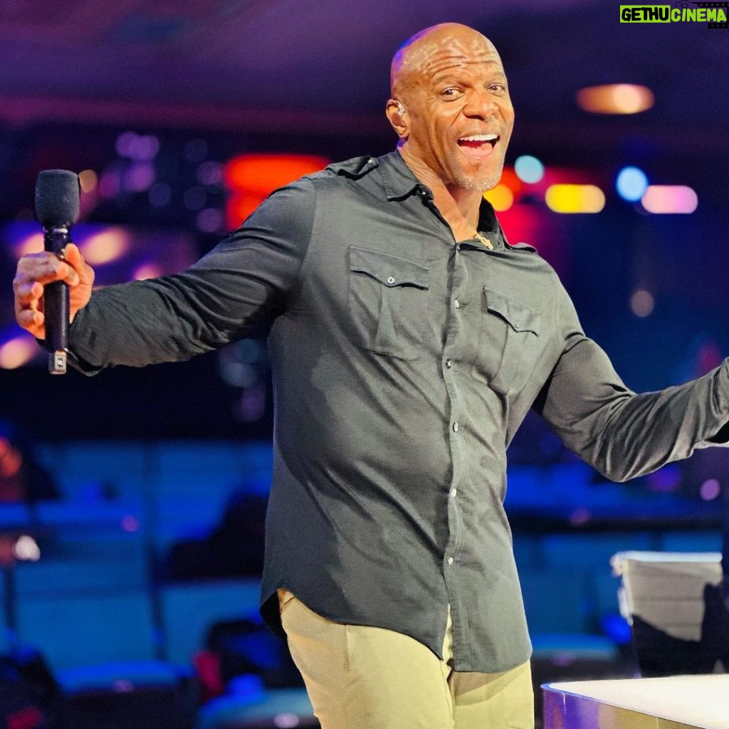 Terry Crews Instagram - Just wrapped rehearsals, watch @agt LIVE tonight!