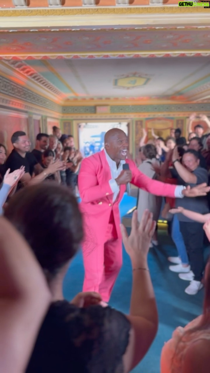 Terry Crews Instagram - Some behind the scenes #AGT action from tonight! 🎬