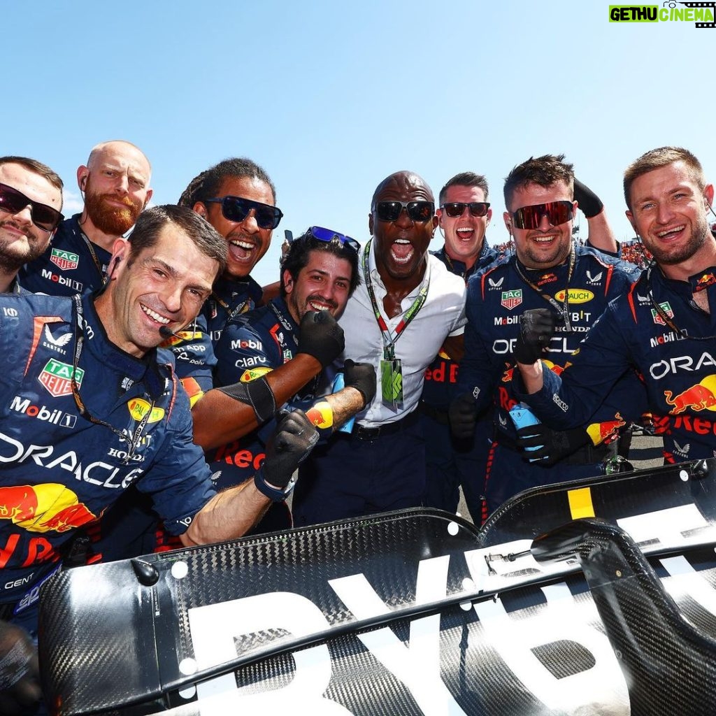 Terry Crews Instagram - Terry loves F1! 🤩 #F1 #Formula1 #HungarianGP @redbullracing