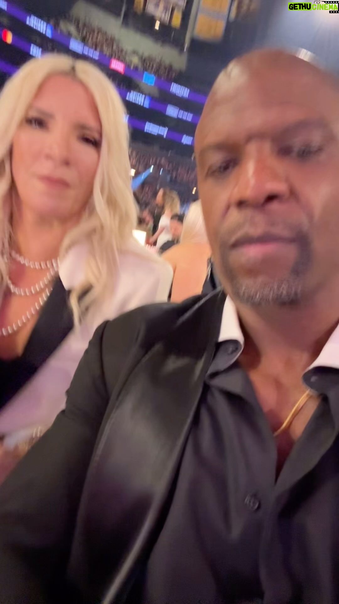 Terry Crews - 154.9K Likes - THE GRAMMY’S! Let’s GO!
@cbstv @recordingacademy