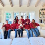 Terry Crews Instagram - Merry Christmas from THE FAMILY CREWS🙏🏾🎄❤️❤️❤️❤️🔥🔥🎄🎄🎄