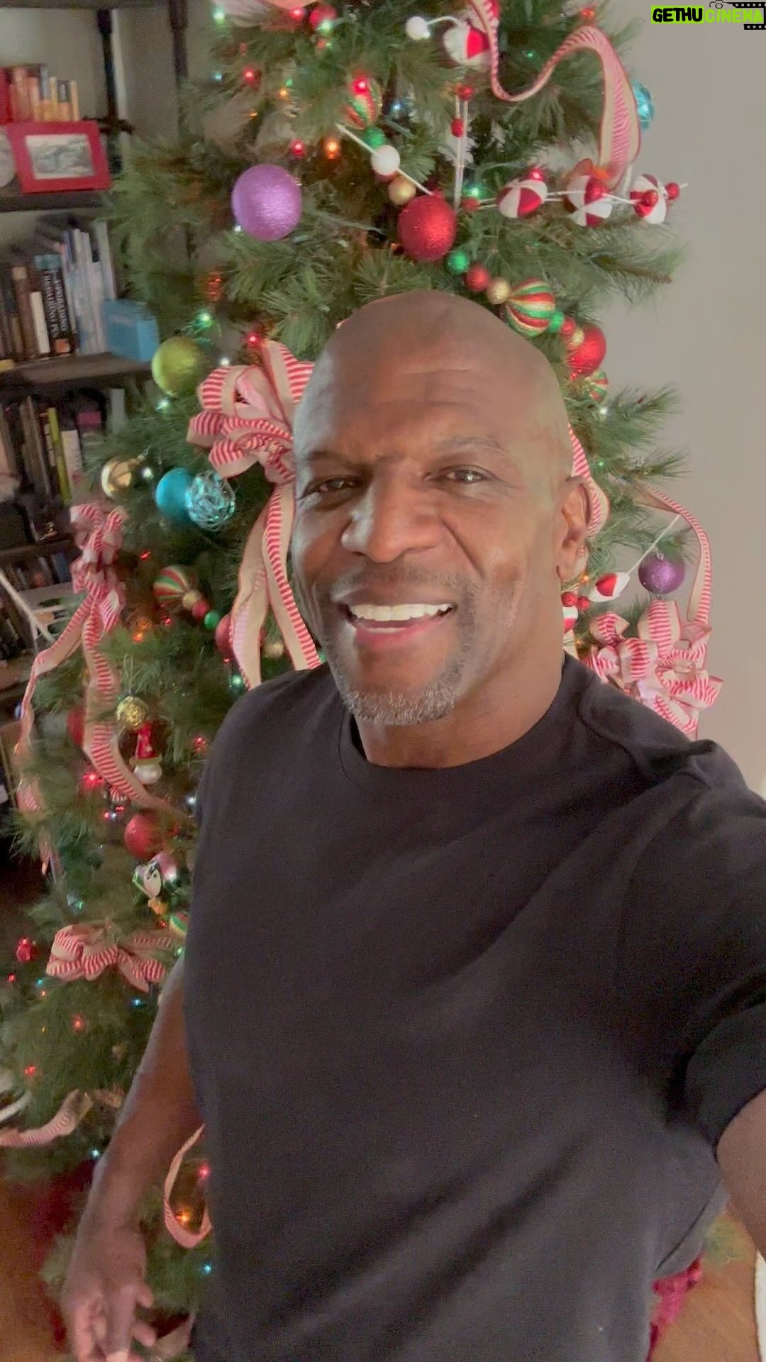 Terry Crews - 198.5K Likes - Merry Christmas!!! God bless you guys. Love from my family to yours!