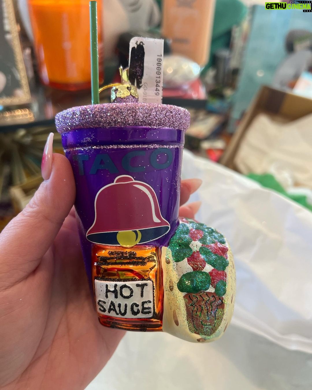 Tess Holliday Instagram - Did the person that you are making out with get you @poopourri for Christmas too??!! #merrychristmas #hotgirlshavestomachissues