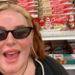 Tess Holliday Instagram - Gobble(me) 😋🤎