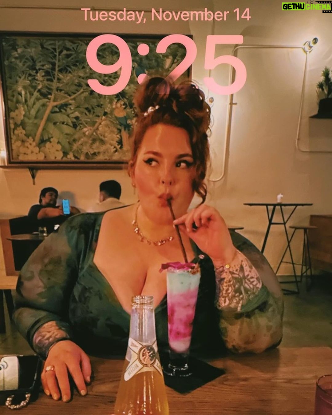 Tess Holliday Instagram - Make me your wallpaper, so I know that it’s real 👼🏻