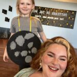 Tess Holliday Instagram - Y’all’s nephew chose to be a moon in his school play bc he knows the moon is my favorite!! 🥹 Also speaking of STARS please make sure to save this post so you don’t miss my new episode of @diverse.a.tea with the one, the only, @dexrated !! ⭐️✨🌝🌙❤️ #momlife #momsofinstagram