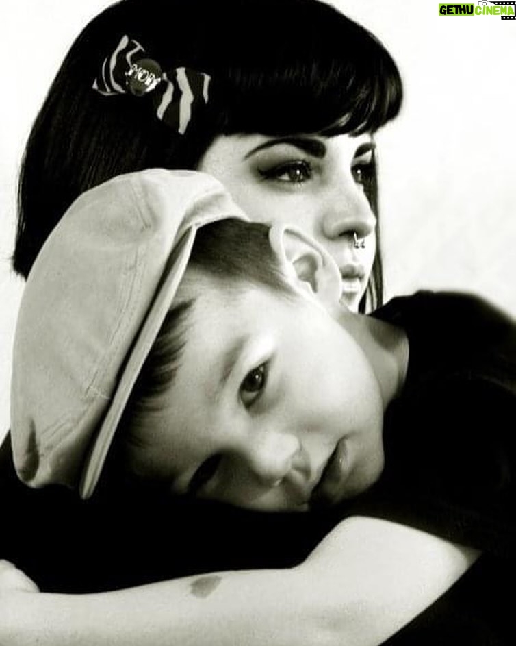 Tess Holliday Instagram - Y’all’s nephew is all grown up! This weekend we celebrated Rylee’s 18th birthday and it was so beautiful watching him walk into adulthood surrounded by so much love. He is kind, brilliant, funny, compassionate, brave and the best parts of myself and his father. He collects vinyl (just added Black Sabbath to the collection thanks to @jlbeaverton), he’s the best big brother, loves to learn and is setting out to be a veterinarian. Oh, and he’s absolutely viscous at Uno. I wrote in his birthday card what an honor it was to grow up with him, and I meant every word. It all flew by so quickly, too quickly. Happy Birthday to my sweet young man, I’m grateful to be your mom! #happybirthday #18thbirthday #momsofinstagram Los Angeles, California
