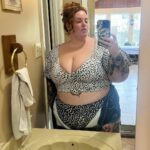 Tess Holliday Instagram - Reunited with my ancestors 🤣🐷 I’ve officially been back home for almost 3 weeks & I love Mississippi & the food, &&& love my family (even tho parts of it have been difficult)🫠 BUT ready to get back to my bed/cats/my boo 😫 Big Sip photo dump pt 1: 1) 🐽 My aunt @kathyeggers_ took me to one of her favorite college spots growing up & it didn’t disappoint (swipe for proof) 2) Post pool selfies bc I haven’t used heat on my hair since I’ve been here & the humidity has my curls lookin adorbs 3) Watching my lil brother @hunterhoven be the best uncle ever NBD 4) Bo reminding y’all to not let your cowboys grow up to be racist 👏 tee by our friends at @tatefarmstx 5) My niece & I at the most delish Indian food in Hattiesburg MS of all places?! before she goes to college for the 1st time 🤯 loved u since u were itty bitty Allyiah! @rachael_rn12 6) Proof of said food & if you don’t like pickles I don’t like you! 7) My sweet niece & Bo playing with a puppy my dad found in a ditch 😭 they named her Angel🥹 8) Branding so good I’m pissed I didn’t think of it 9) Mississippi sunsets go hard !! 10) @monopolygo is ripping my family apart but we are celebrating the tiny victories!!! Holly Springs, Mississippi