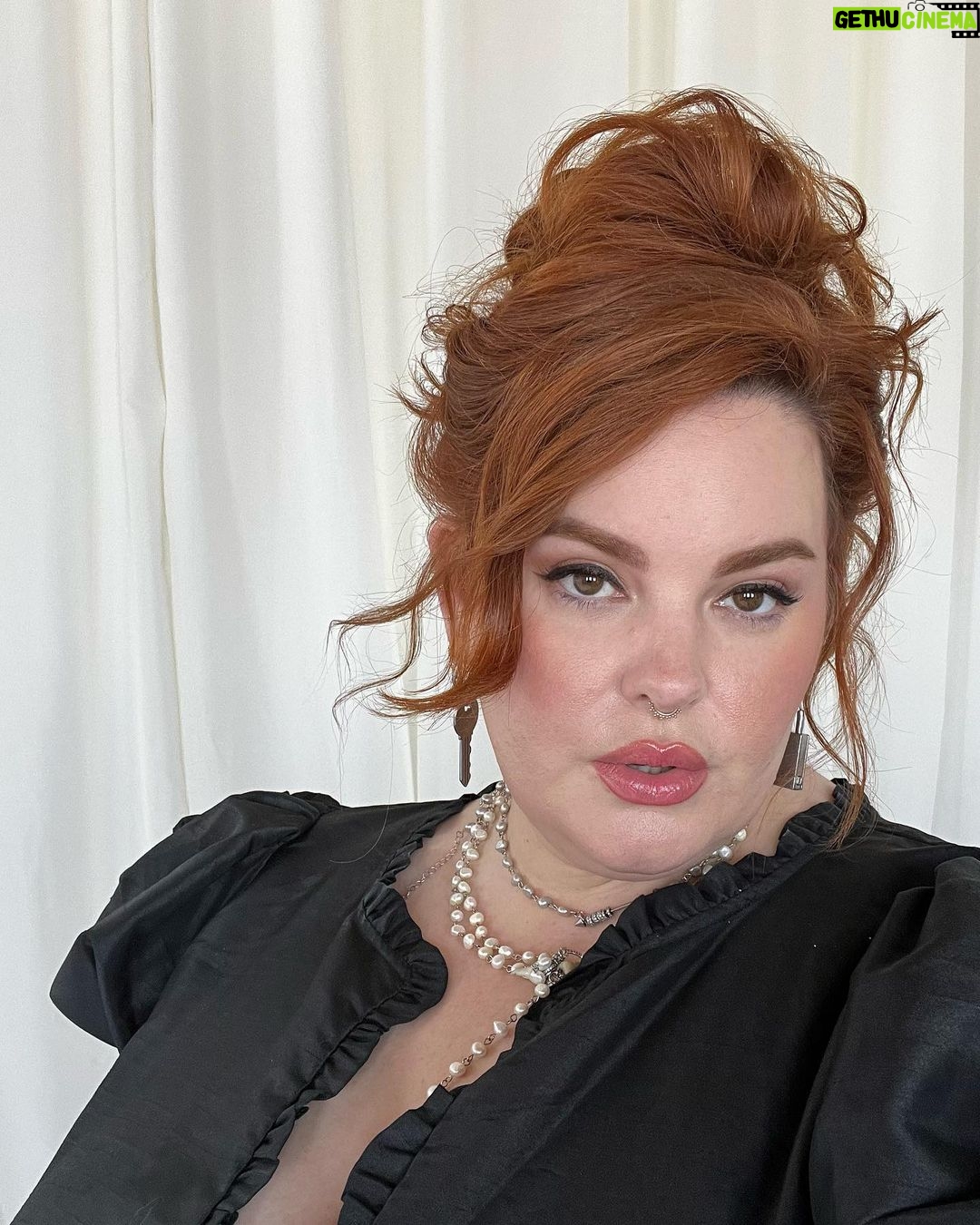 Tess Holliday Instagram - โ๏ธszn aka my time to shine!!!!๐ฆ๐๐ฆ๐๐ฆ๐๐ฆ๐๐ฆ๐๐ฆ๐ #cancerian #cancerโ #cancerszn #cancermemes #moonchild #cancerzodiac #cancerseason ๐๐ฎ๐ช๐ฟ๐ฎ๐ท.