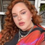 Tess Holliday Instagram - In my underestimate & find out era… so here’s some selfies of my week so far & what I’m about to drop on y’all 😛😒🤎 #selfiesonselfies Your Girlfriend's House