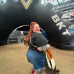 Tess Holliday Instagram - you can keep coachella, I’m a monster truck girl🤘🏻🛺🤣🛞 thank you as always to @thebillhorn & @marquecomm for making @monsterjam a tradition in our family & something we look forward to every year! I’m so glad my step mom got to experience it with us this time too & I want to publicly apologize bc she is still sad I didn’t introduce her to @sarahmgellar aka Daphne (Buffy to me🔪) 😩 hair @angelinapanelli duh tee @ebay vintage shorts @goodamerican purse @evilpork666 ❤️‍🩹 attitude baby jesus #monsterjam #monstertrucks #sofistadium #vintageclothing SoFi Stadium