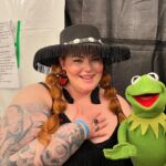 Tess Holliday Instagram – KERMIEEEEEEE!!!!!! Are you freaking out with me?!!! Yesterday I got to meet @kermitthefrog at @willienelsonofficial ranch for @luckreunion & it was one of the most iconic moments of my entire life! Kermit, Eric & his team were so amazing while I cried (hahahaha!) & I got to hug Kermie after! The Muppets were such a huge part of my childhood & y’all know how much @realmisspiggy shaped my life! These photos are what I call “framers” and I’m 💯plastering these all over my home! Thank you to my dear friends @tatefarmstx for making one of my wildest dreams a reality!!!!!!!!!!!!!!!!!!!!!!!!!! I told myself this year that I was going to say yes to everything, and I’m so glad tagging alone with @melissatatetx to the Luck Reunion was one of them! Now excuse me while I sob 😭🤠💘 #kermit #kermitthefrog #themuppets #willienelson #willienelsonandfamily #lucktexas #misspiggy Texas