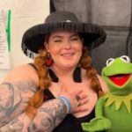Tess Holliday Instagram - KERMIEEEEEEE!!!!!! Are you freaking out with me?!!! Yesterday I got to meet @kermitthefrog at @willienelsonofficial ranch for @luckreunion & it was one of the most iconic moments of my entire life! Kermit, Eric & his team were so amazing while I cried (hahahaha!) & I got to hug Kermie after! The Muppets were such a huge part of my childhood & y’all know how much @realmisspiggy shaped my life! These photos are what I call “framers” and I’m 💯plastering these all over my home! Thank you to my dear friends @tatefarmstx for making one of my wildest dreams a reality!!!!!!!!!!!!!!!!!!!!!!!!!! I told myself this year that I was going to say yes to everything, and I’m so glad tagging alone with @melissatatetx to the Luck Reunion was one of them! Now excuse me while I sob 😭🤠💘 #kermit #kermitthefrog #themuppets #willienelson #willienelsonandfamily #lucktexas #misspiggy Texas