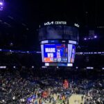 Théo Medon Instagram - LET’S GO MAGIC!!!!!!!!! (levando o Vasco da Gama pro mundo!) @moabmedon #theomedon #orlandomagic @vascodagama @orlandomagic Orlando Magic Arena