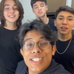 Théo Medon Instagram - Quem será o baterista? #drums #quatrok #trend