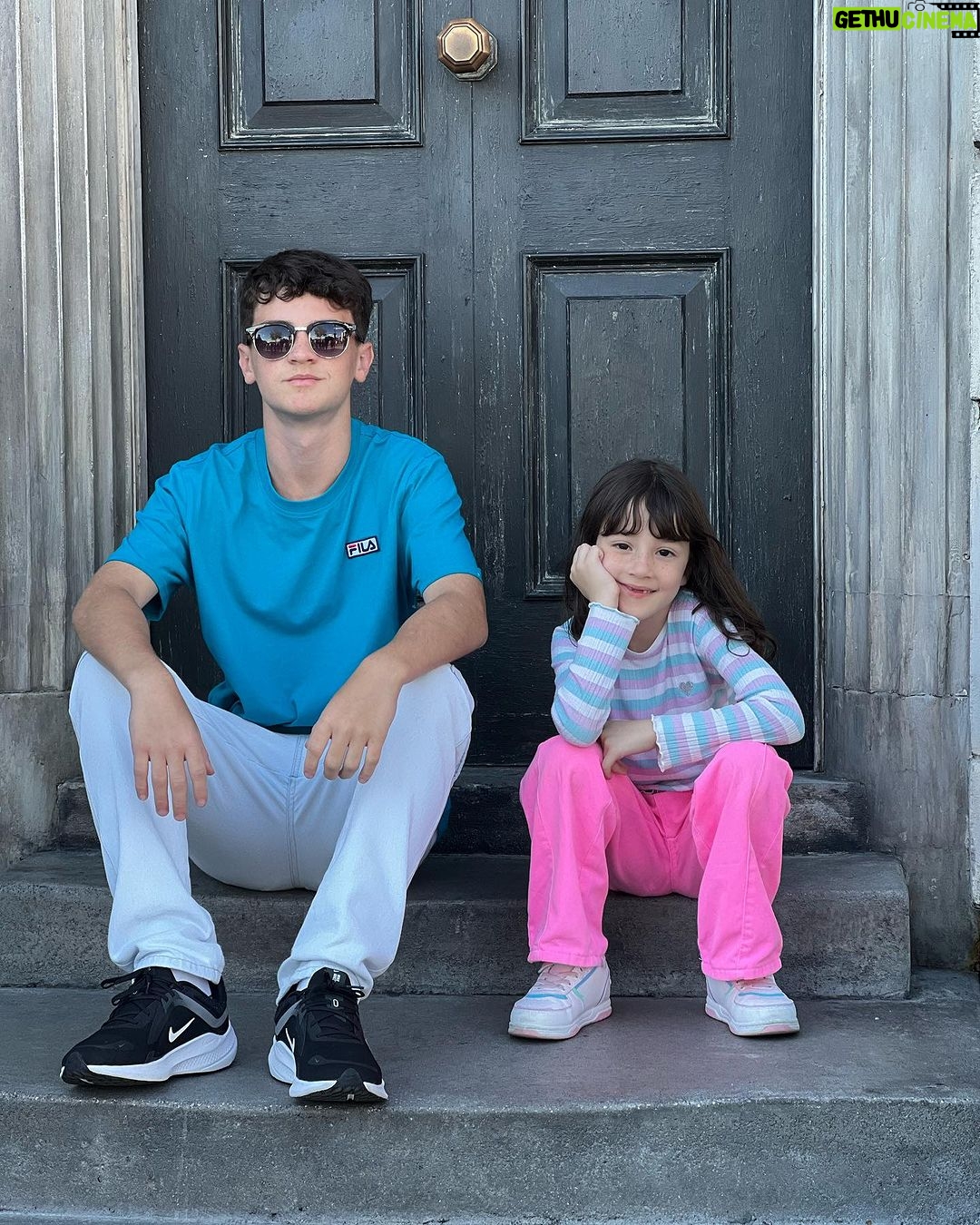 Théo Medon Instagram - Dias épicos aqui na @universaldestinationsbrasil 😎 Ponto de parada obrigatória pra quem vem pra Orlando! Me diz qual sua foto preferida? #theomedon #universalorlandoresort #publi Universal Orlando Resort