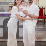 Thaila Ayala Instagram - Que alegria poder te batizar minha filha, você que é presente de Deus, Milagre de Cristo, Propósito do Espírito Santo! Que eu tenha sabedoria para estar sempre do teu lado lhe guiando para o caminho do Pai, que eu possa ser seu exemplo na Fé!
