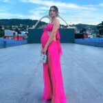 Thaila Ayala Instagram - E bora de #dumpthelook 💥 O @stealthelook me desafiou a encontrar 10 looks favoritos desse ano, mas confesso que os 10 looks que achei foram as ÚNICAS fotos de look q eu tinha no meu rolo de câmera e a ultima foto foi o que eu mais usei. Qual o favorito de vocês?