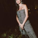 Thaila Ayala Instagram - E bora de #dumpthelook 💥 O @stealthelook me desafiou a encontrar 10 looks favoritos desse ano, mas confesso que os 10 looks que achei foram as ÚNICAS fotos de look q eu tinha no meu rolo de câmera e a ultima foto foi o que eu mais usei. Qual o favorito de vocês?