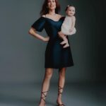 Thaila Ayala Instagram - FAMÍLIA minha maior benção desse e de todos os Natais da minha vida! Obrigada @elaoglobo pelas fotos mais lindas dessa família!