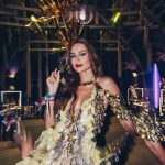 Thaila Ayala Instagram - O Nosso Camarote com #EudoraPraBrilhar foi incrível e eu fiquei apaixonada pelo look exclusivo para @eudora que o @silvestregustavo criou e pela make que foi feita pelo querido @lavoisier. Pro Nosso Camarote a Eudora simplesmente criou o Glam Lip Bar, um bar de batom com seis tendências de make pros convidados escolherem. Vem só conferir ✨💜 #publi